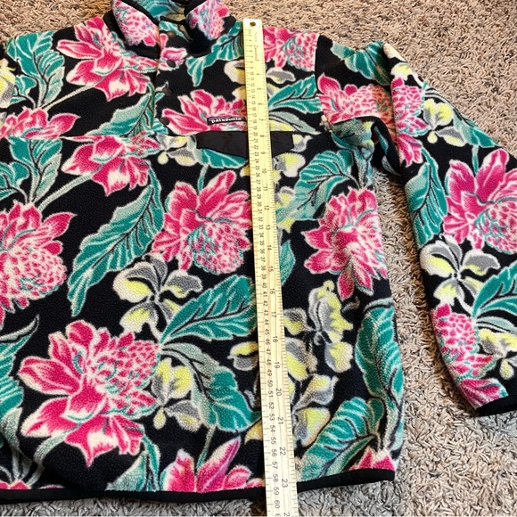 Patagonia Synchilla Manoa Floral Hawaiian T-Snap Fleece Pullover Size Medium - Picture 8 of 9